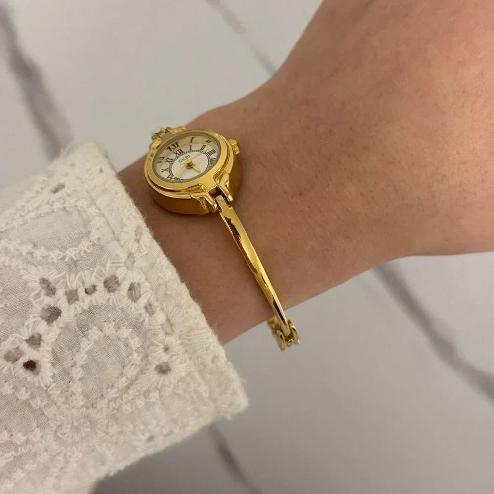 Sku:0165 cute gold‎ white mini watch gold bracelet vintage style + in a gift bag